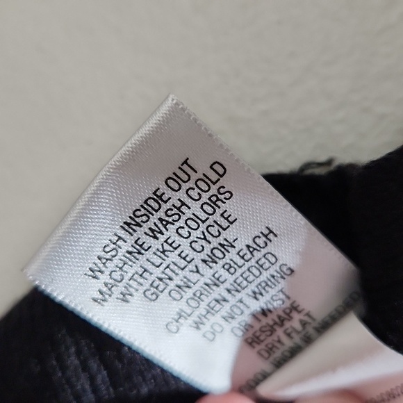 Apt 9 Sweater Large black vneck top sweater - Picture 8 of 12